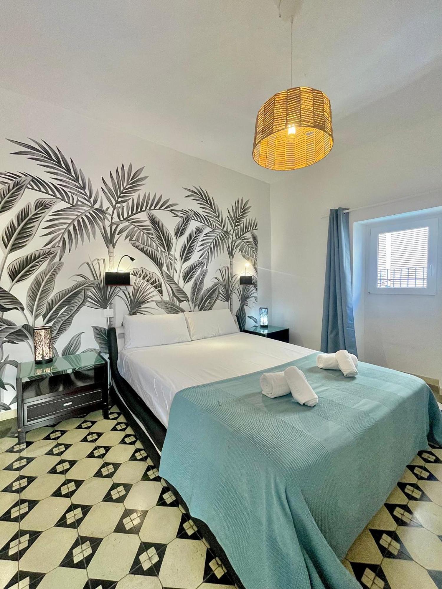 House -Rooftop&Jacuzzi -StayinSevilla Eksteriør bilde